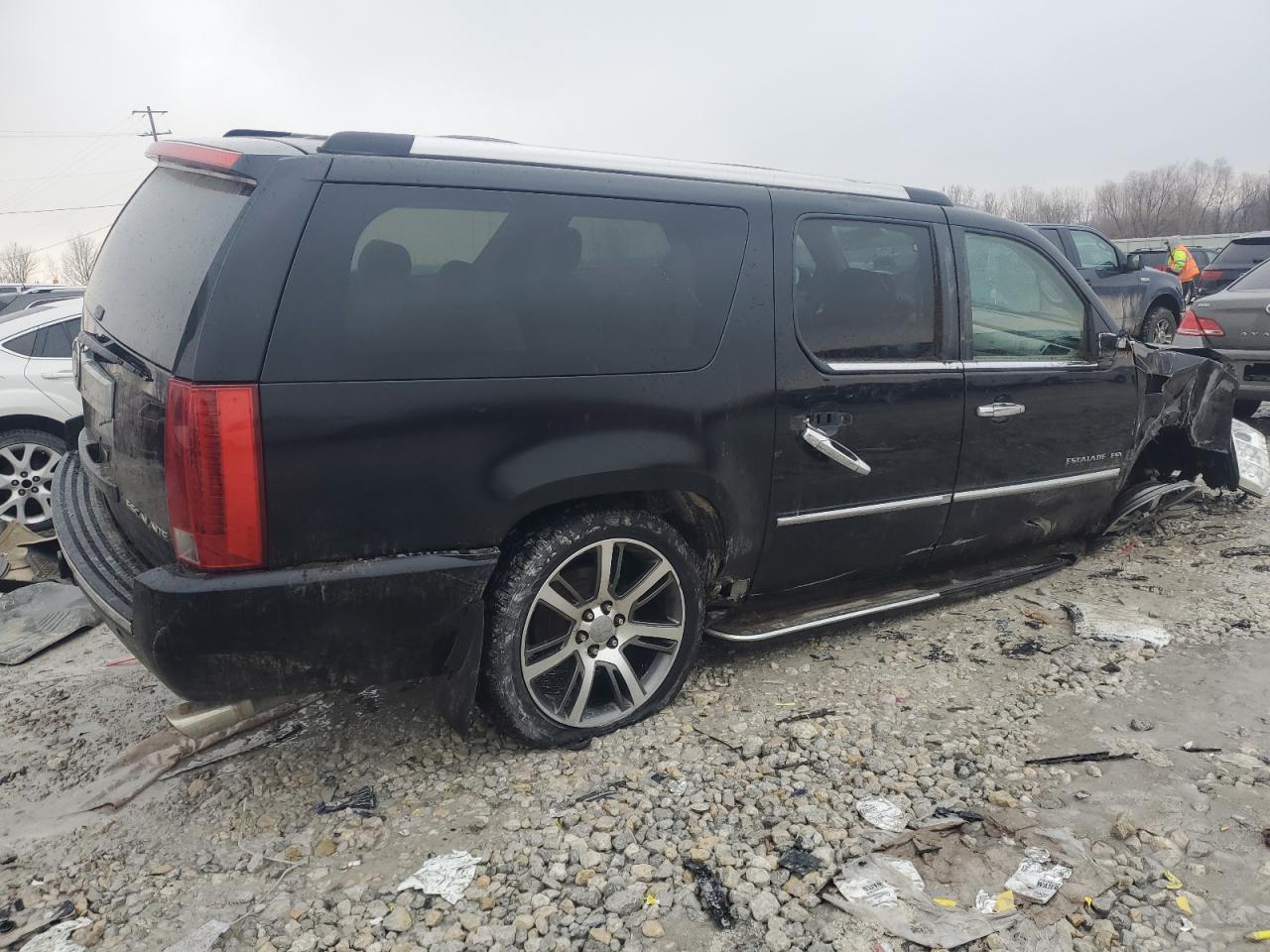 2012 Cadillac Escalade - Image 3
