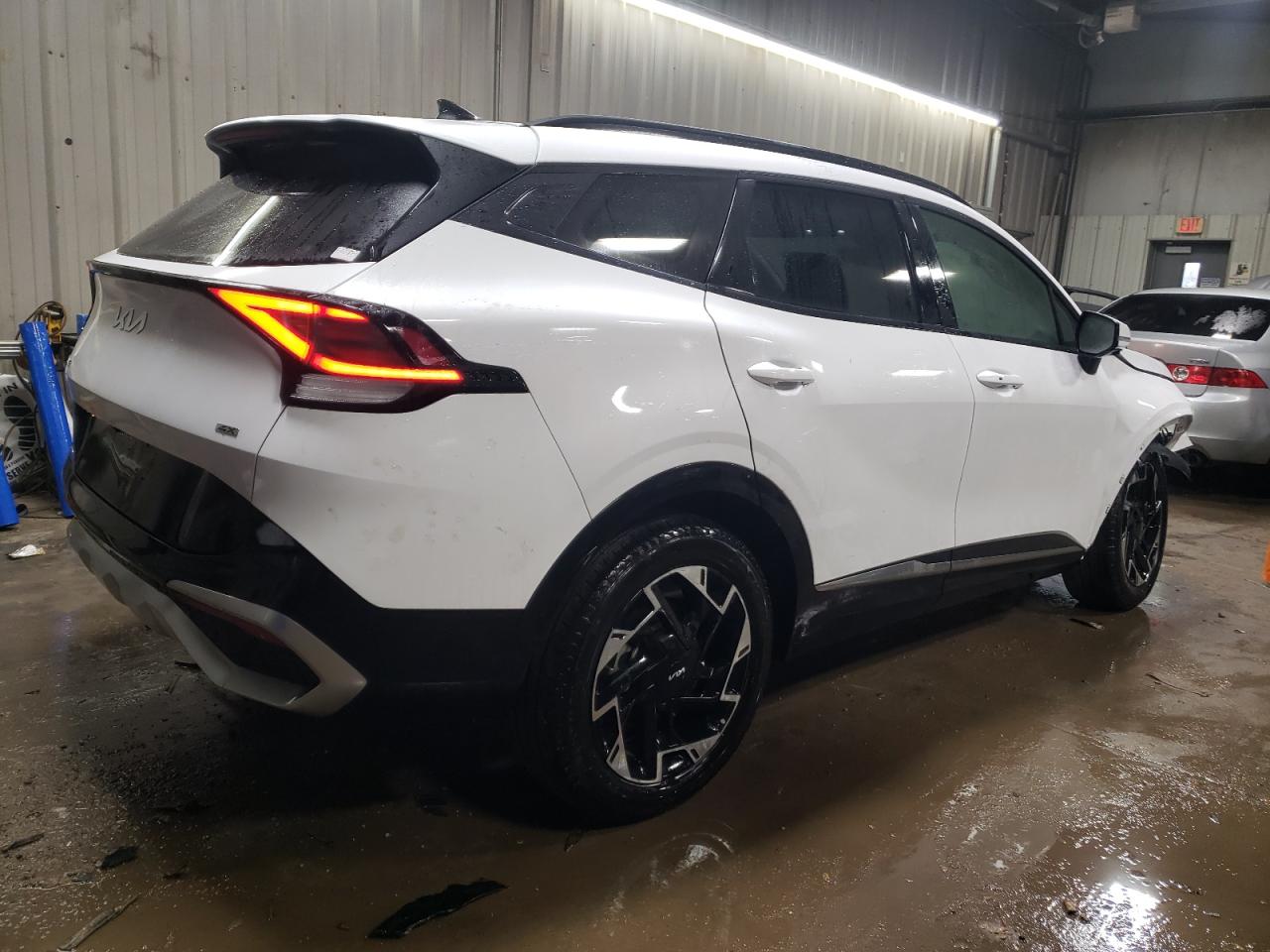 2024 Kia Sportage - Image 3