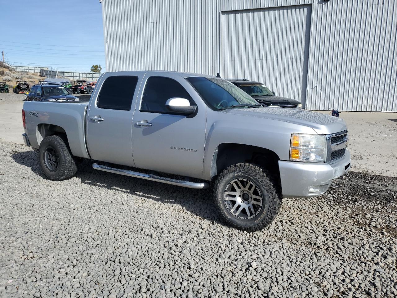 2010 Chevrolet Silverado - Image 4