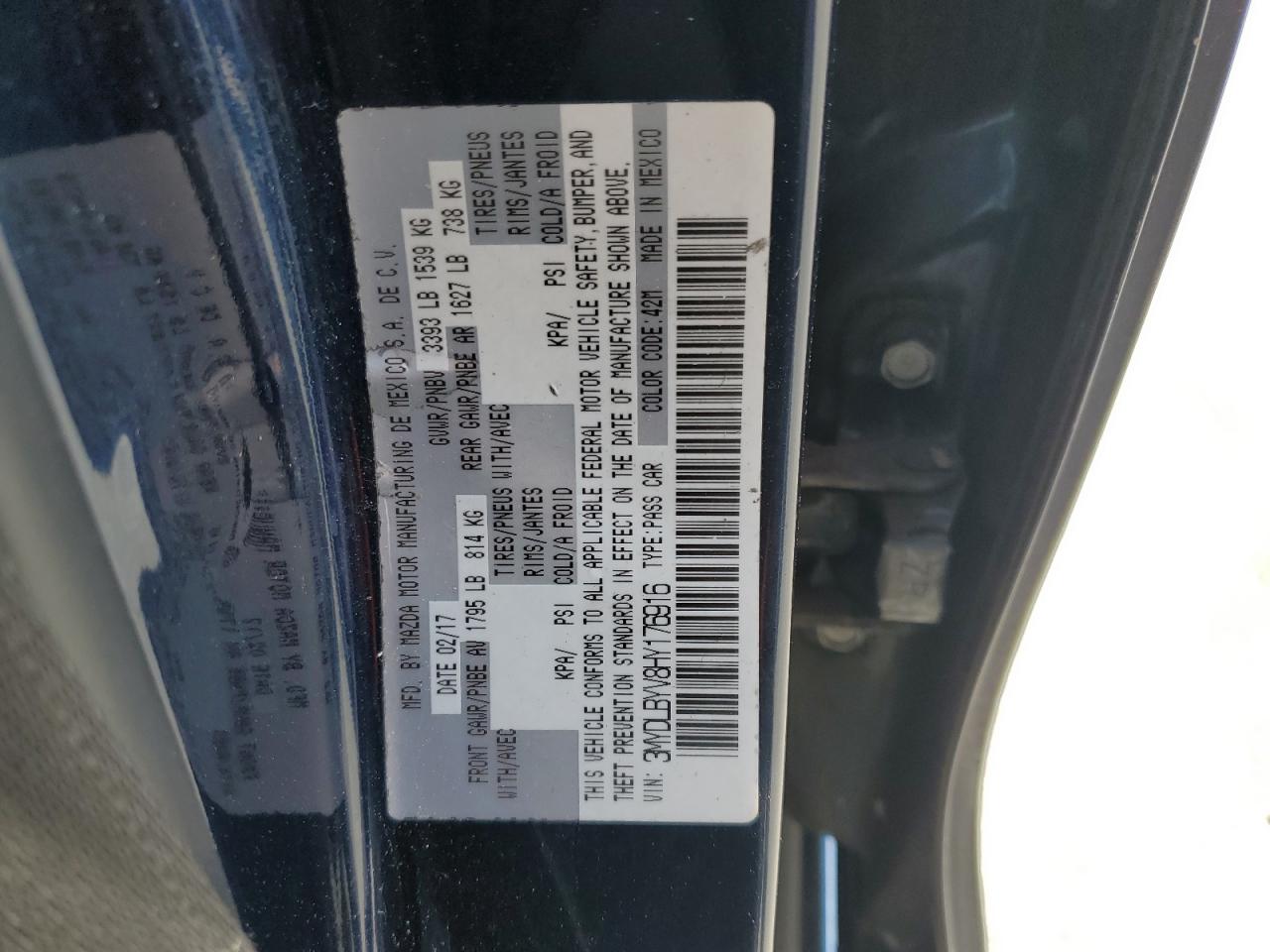 2017 Toyota Yaris - Image 12