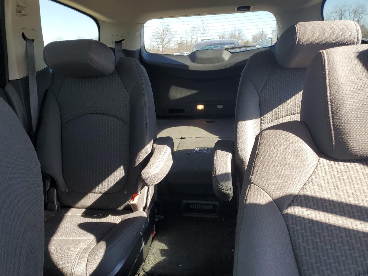 2012 Chevrolet Traverse - Image 10