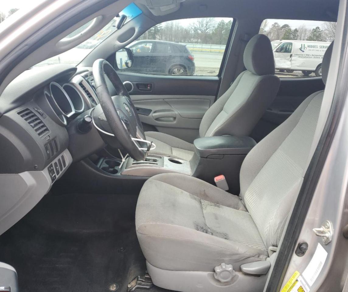 2015 Toyota Tacoma - Image 7