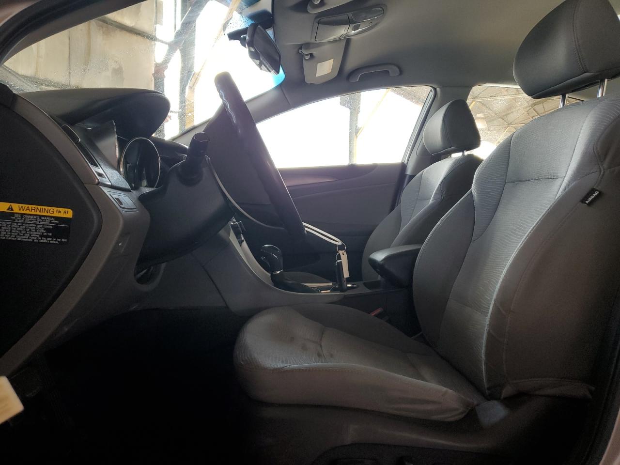 2012 Hyundai Sonata - Image 7