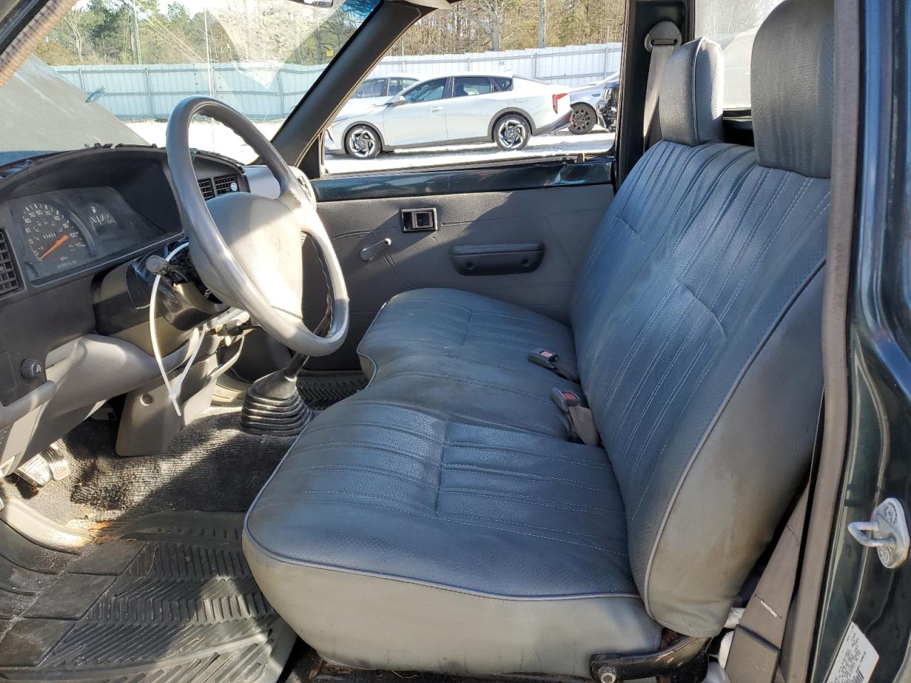 1994 Toyota Pickup - Image 10