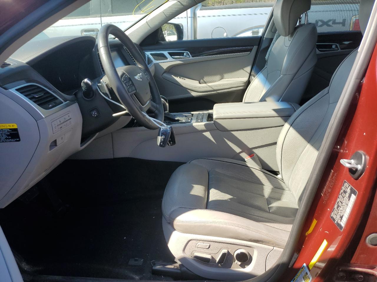 2016 Hyundai Genesis - Image 7