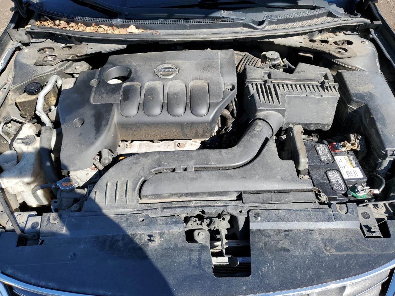 2010 Nissan Altima - Image 11