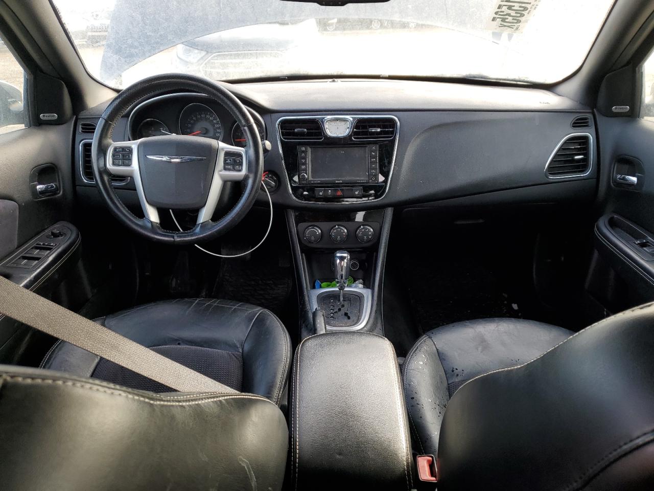 2012 Chrysler 200 - Image 8