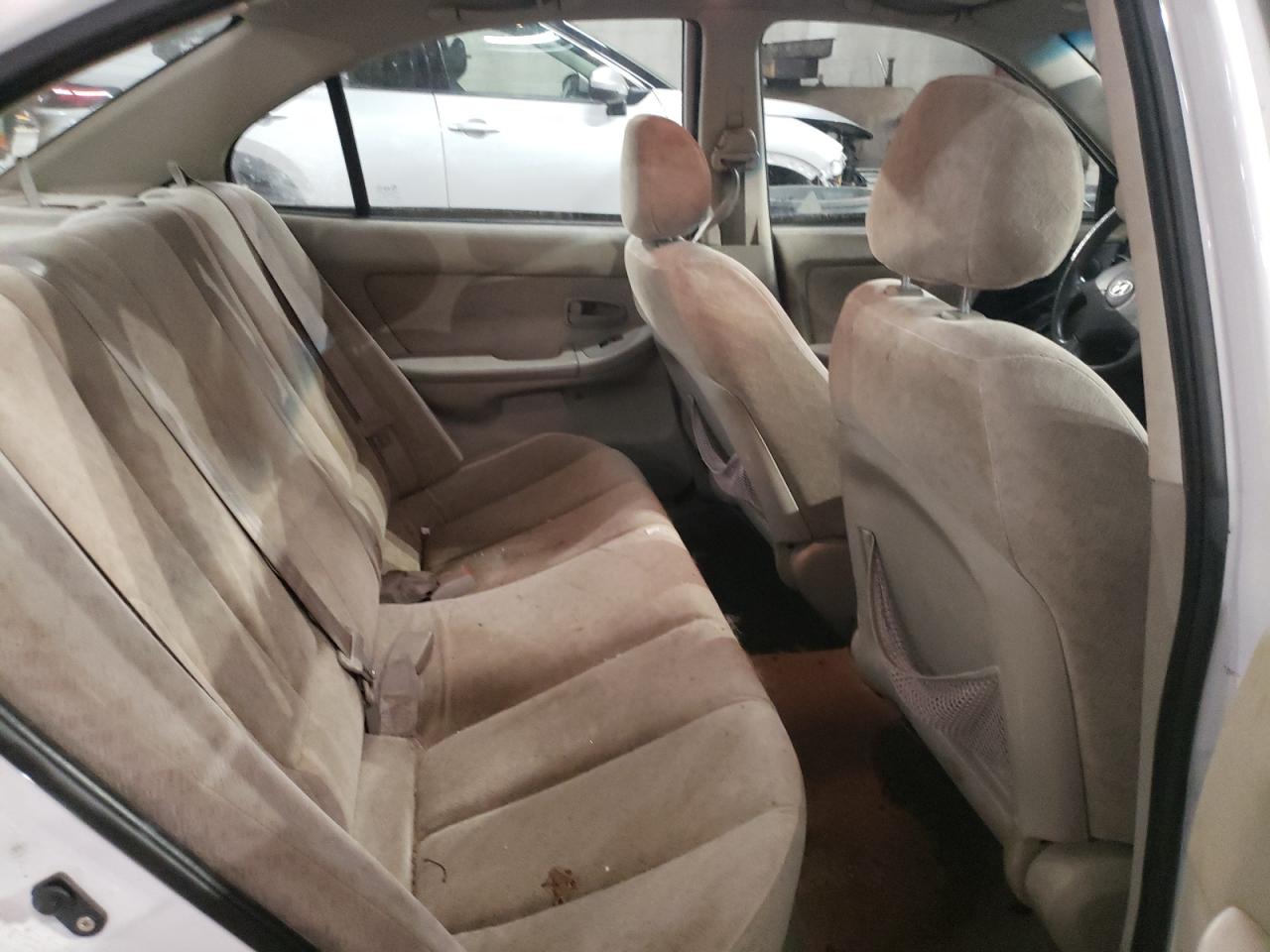 2006 Hyundai Elantra - Image 10
