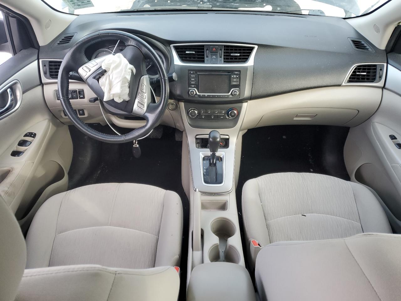 2015 Nissan Sentra - Image 8