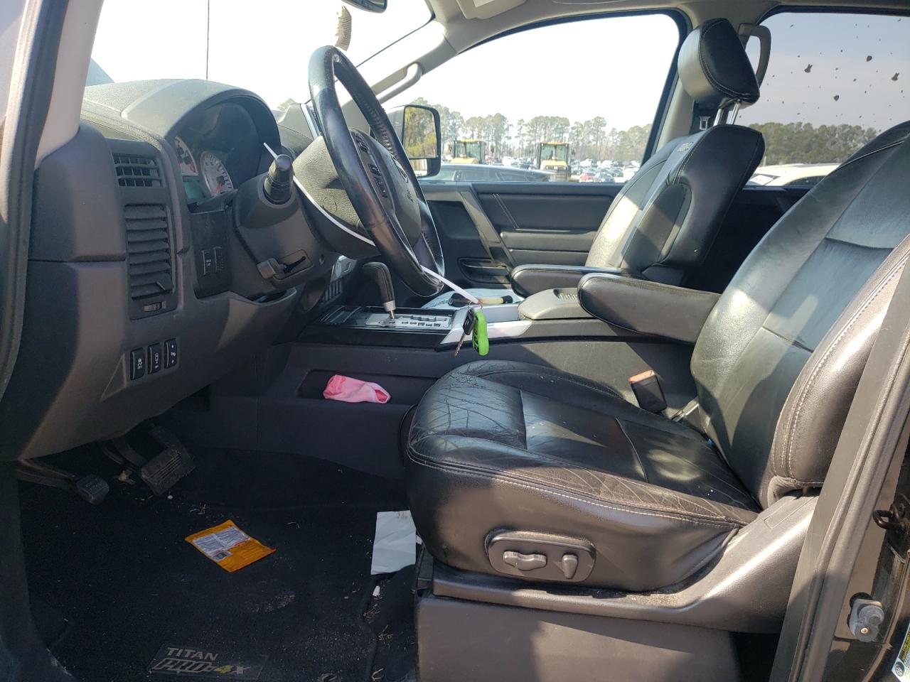 2013 Nissan Titan - Image 7