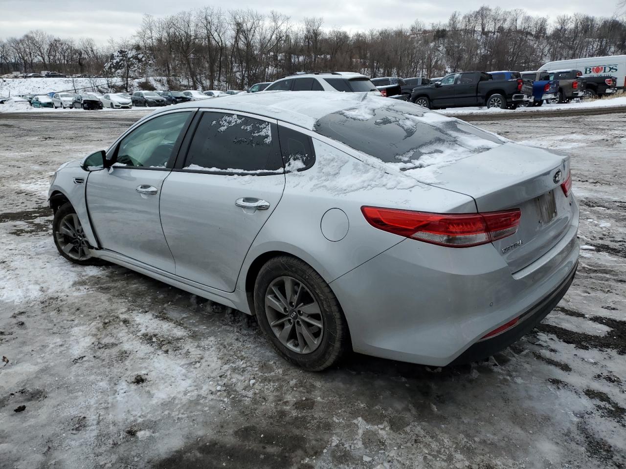 2016 Kia Optima - Image 2