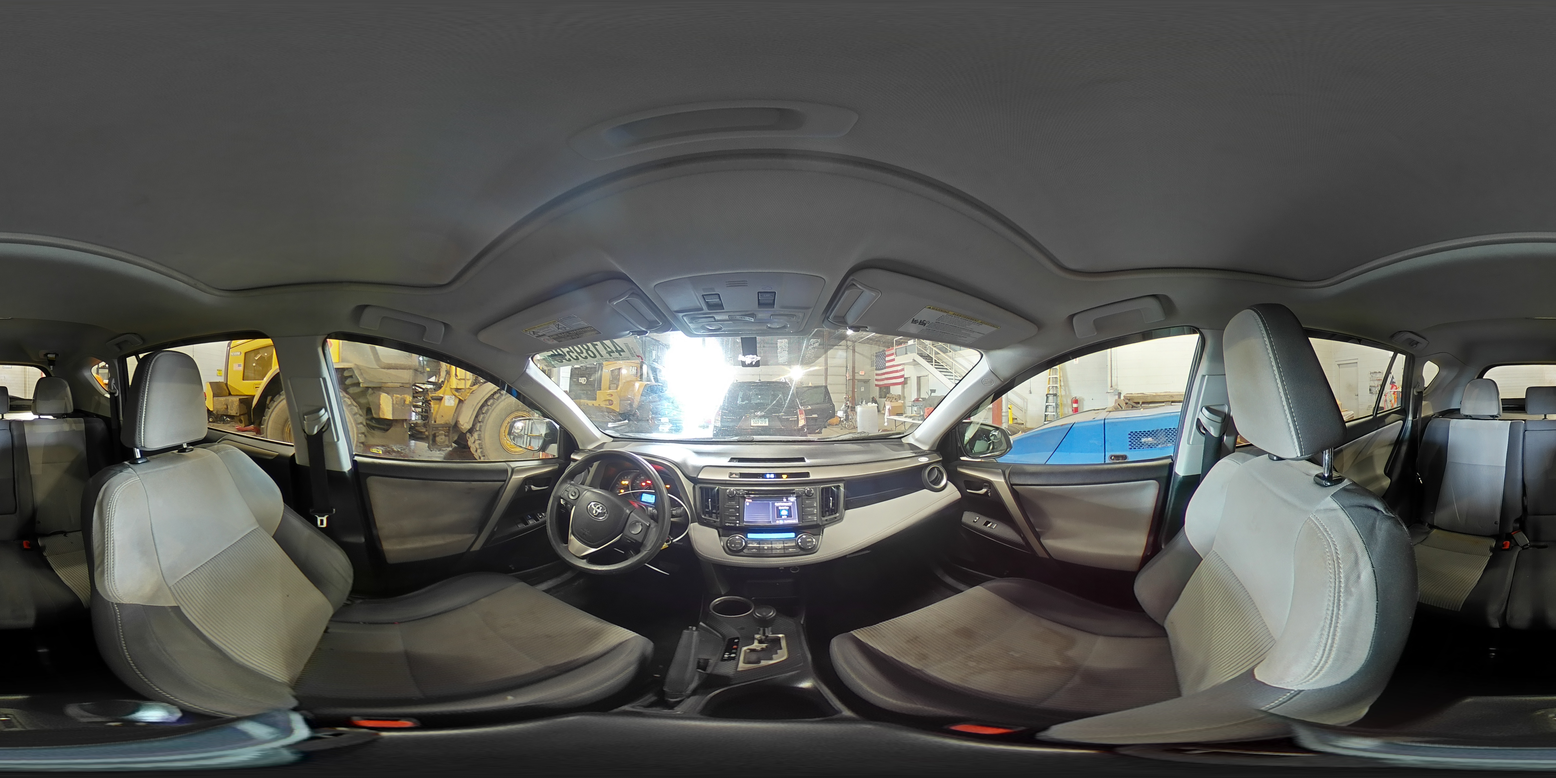 2014 Toyota RAV 4 - Image 14