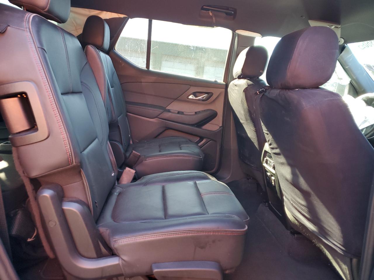 2022 Chevrolet Traverse - Image 11