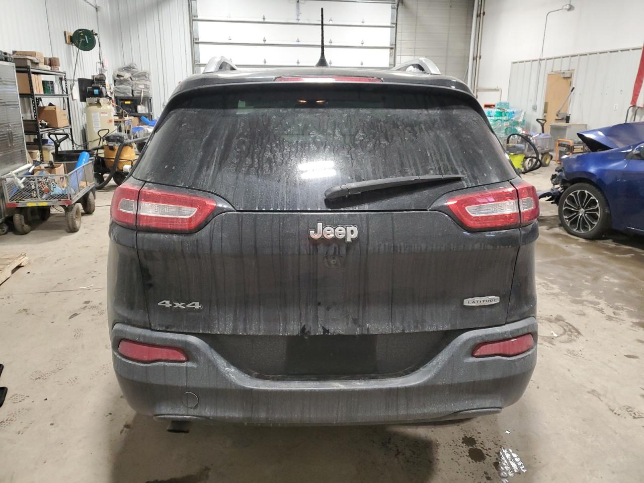 2016 Jeep Grand Cherokee - Image 6