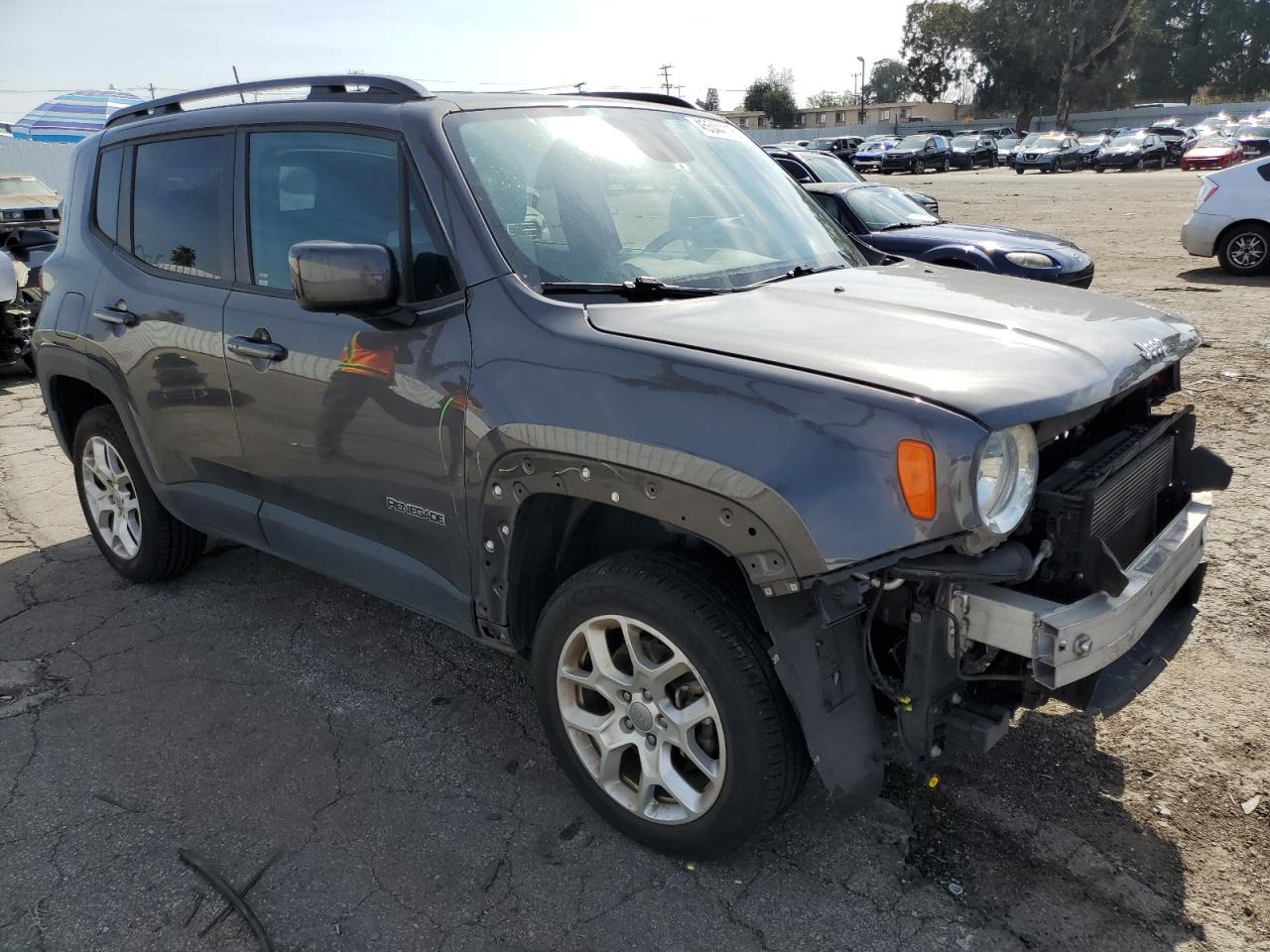 2018 Jeep Renegade - Image 4