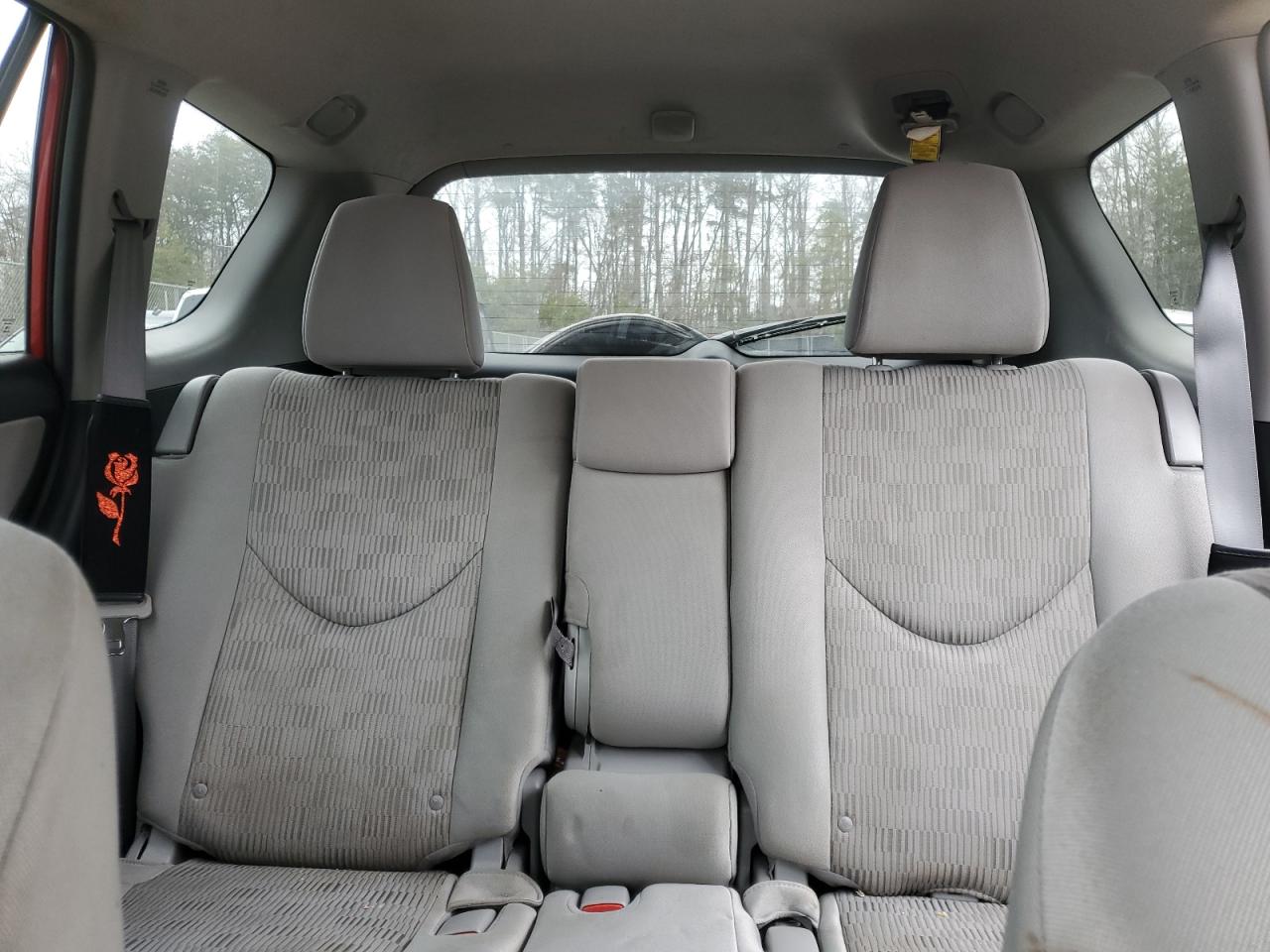 2012 Toyota RAV 4 - Image 10