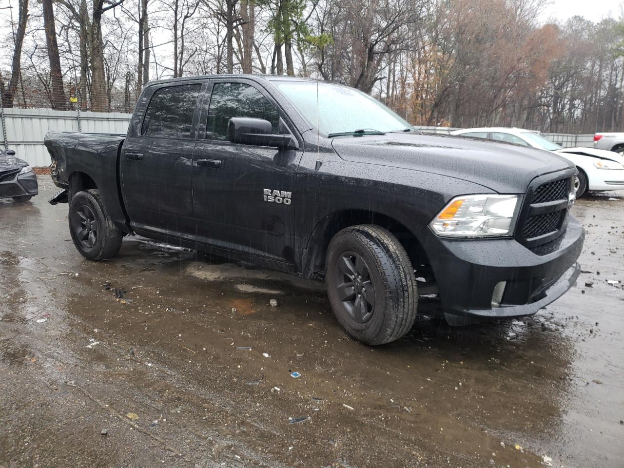 2017 RAM 1500 - Image 4