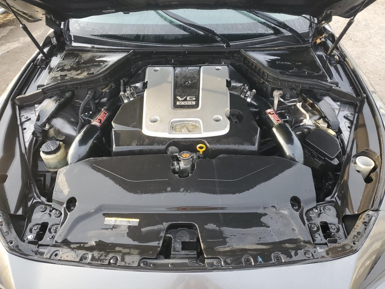 2015 Infiniti Q50 - Image 11