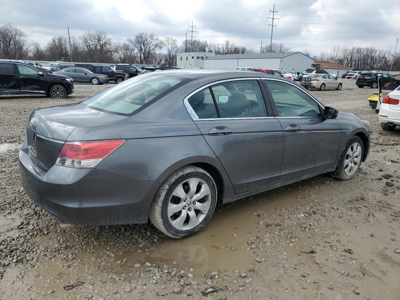 2009 Honda Accord - Image 3