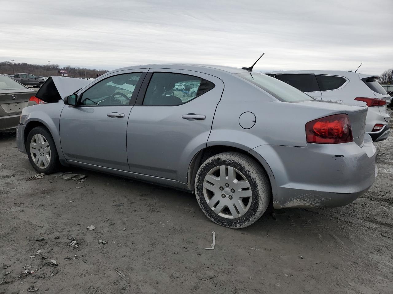 2014 Dodge Avenger - Image 2