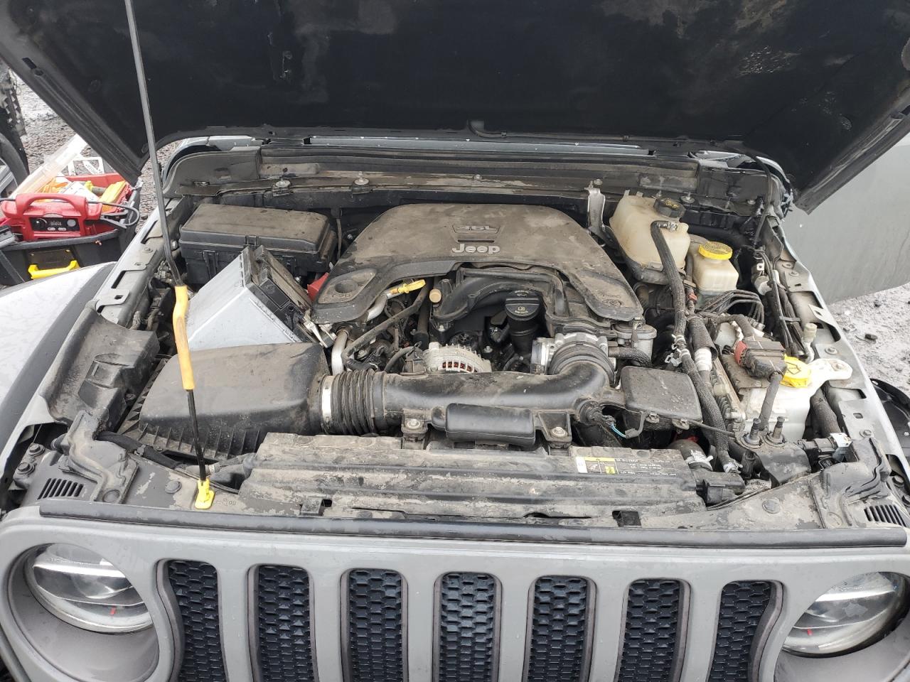 2018 Jeep Wrangler - Image 12