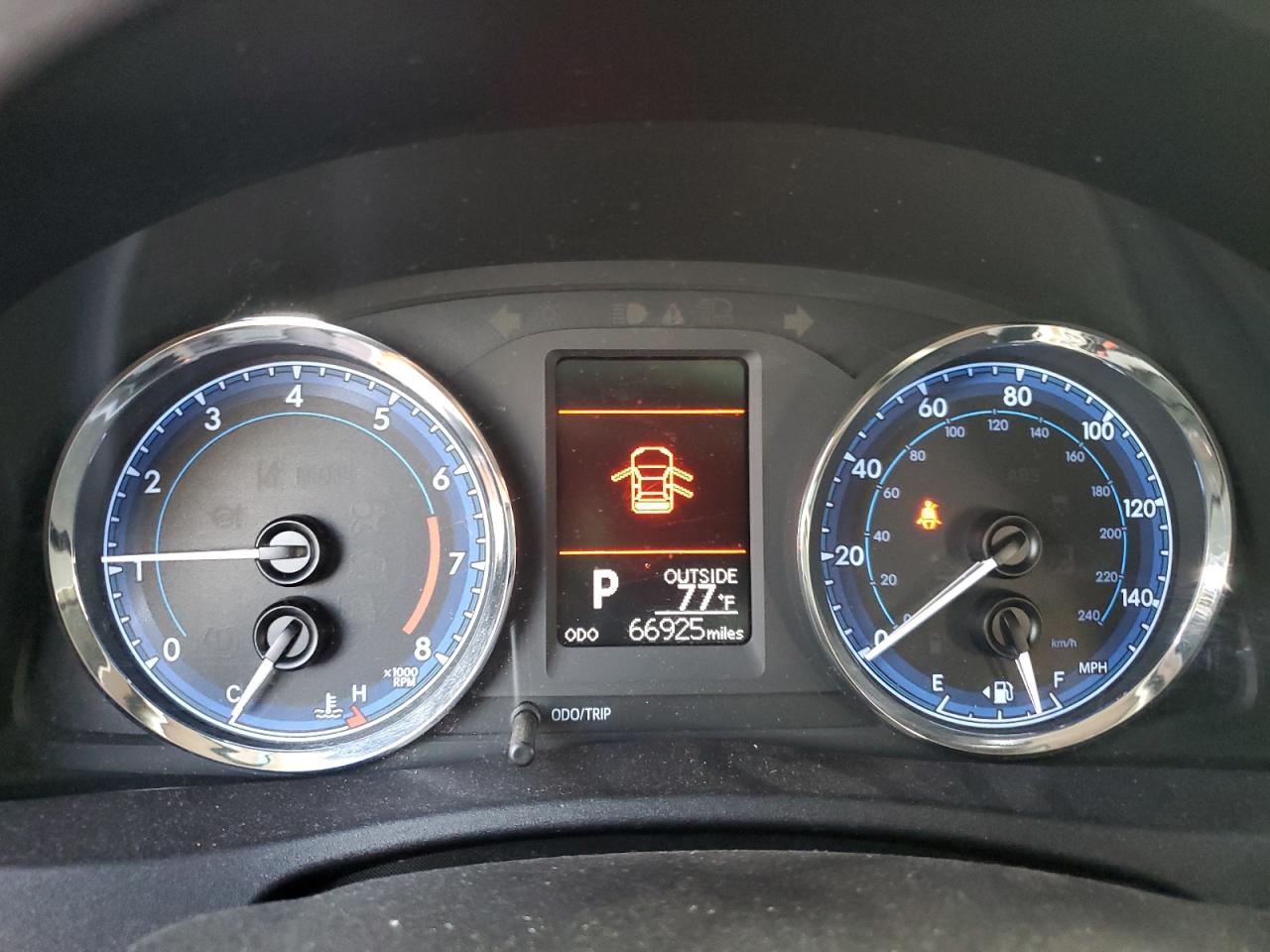 2018 Toyota Corolla - Image 9