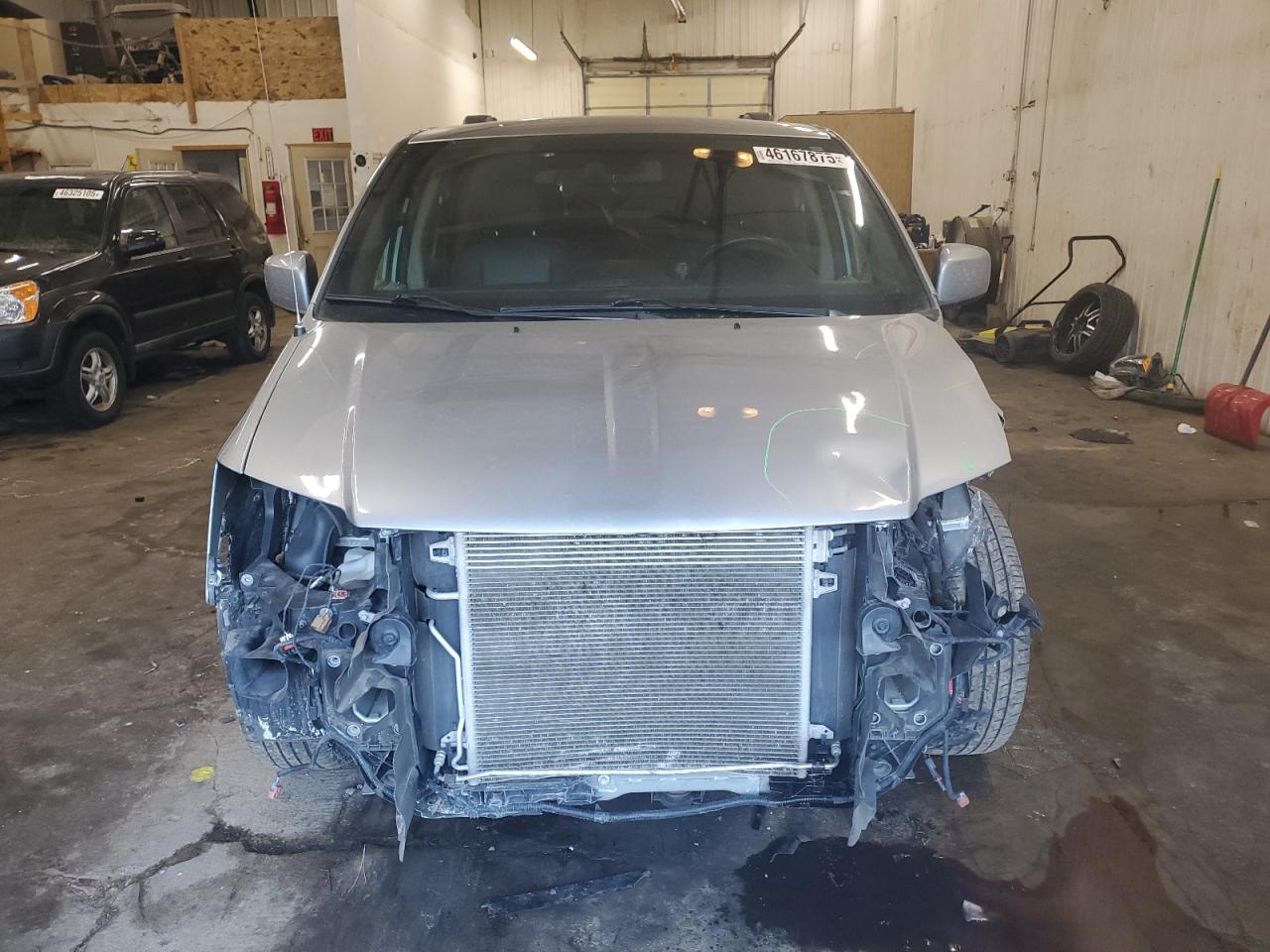 2019 Dodge Caravan - Image 5