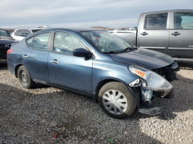  NISSAN VERSA 2015 Синий