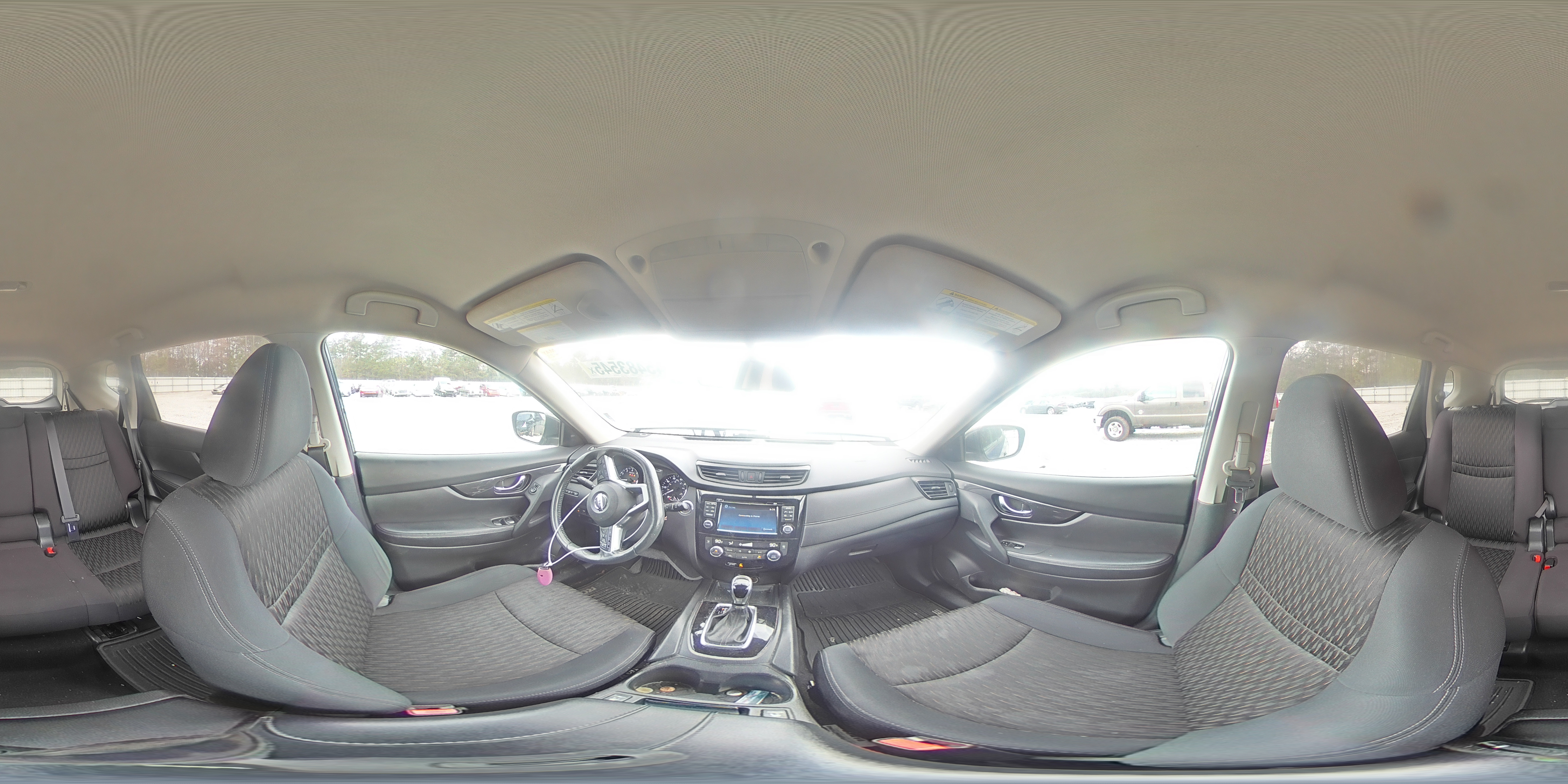 2017 Nissan Rogue - Image 13