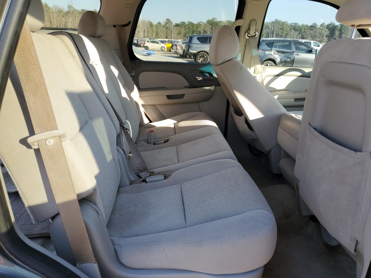 2007 Chevrolet Tahoe - Image 11
