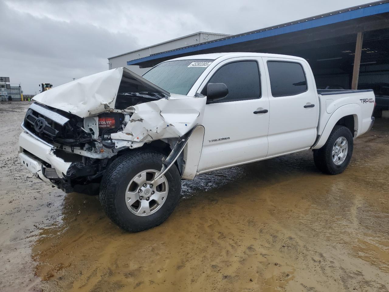 2015 Toyota Tacoma - Image 1