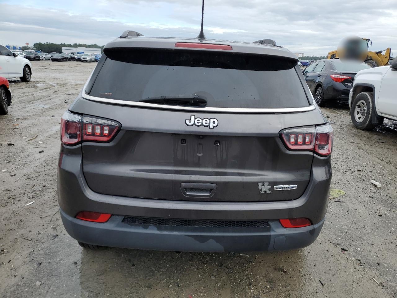 2018 Jeep Compass - Image 6