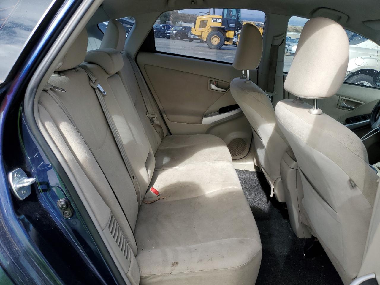 2015 Toyota Prius - Image 10