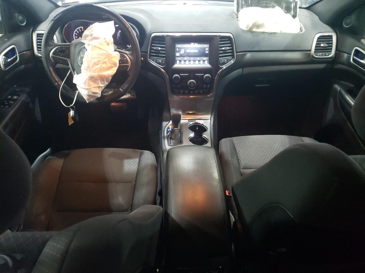 2018 Jeep Grand Cherokee - Image 8