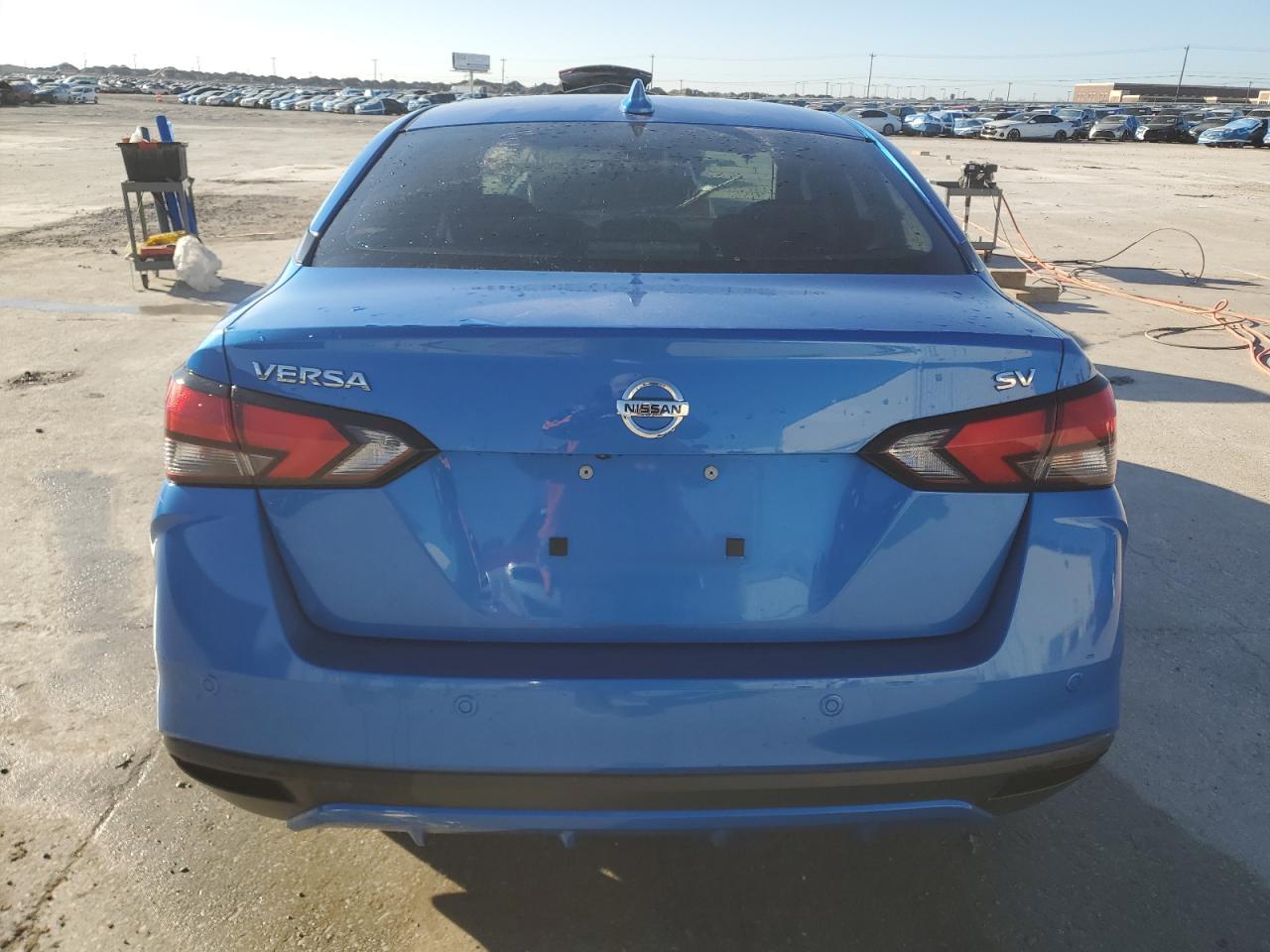 2020 Nissan Versa - Image 6