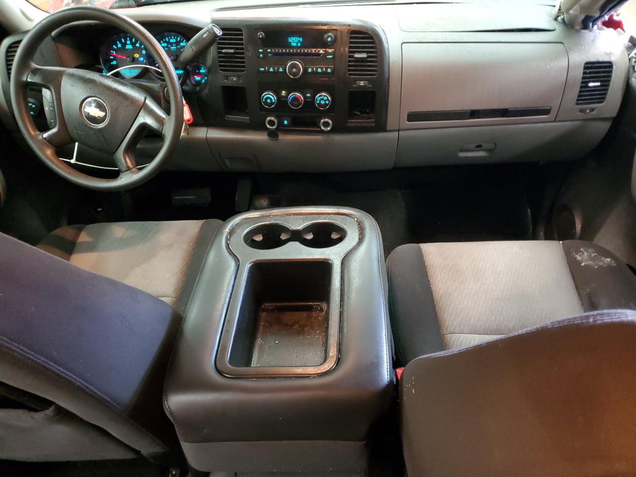 2007 Chevrolet Silverado - Image 8