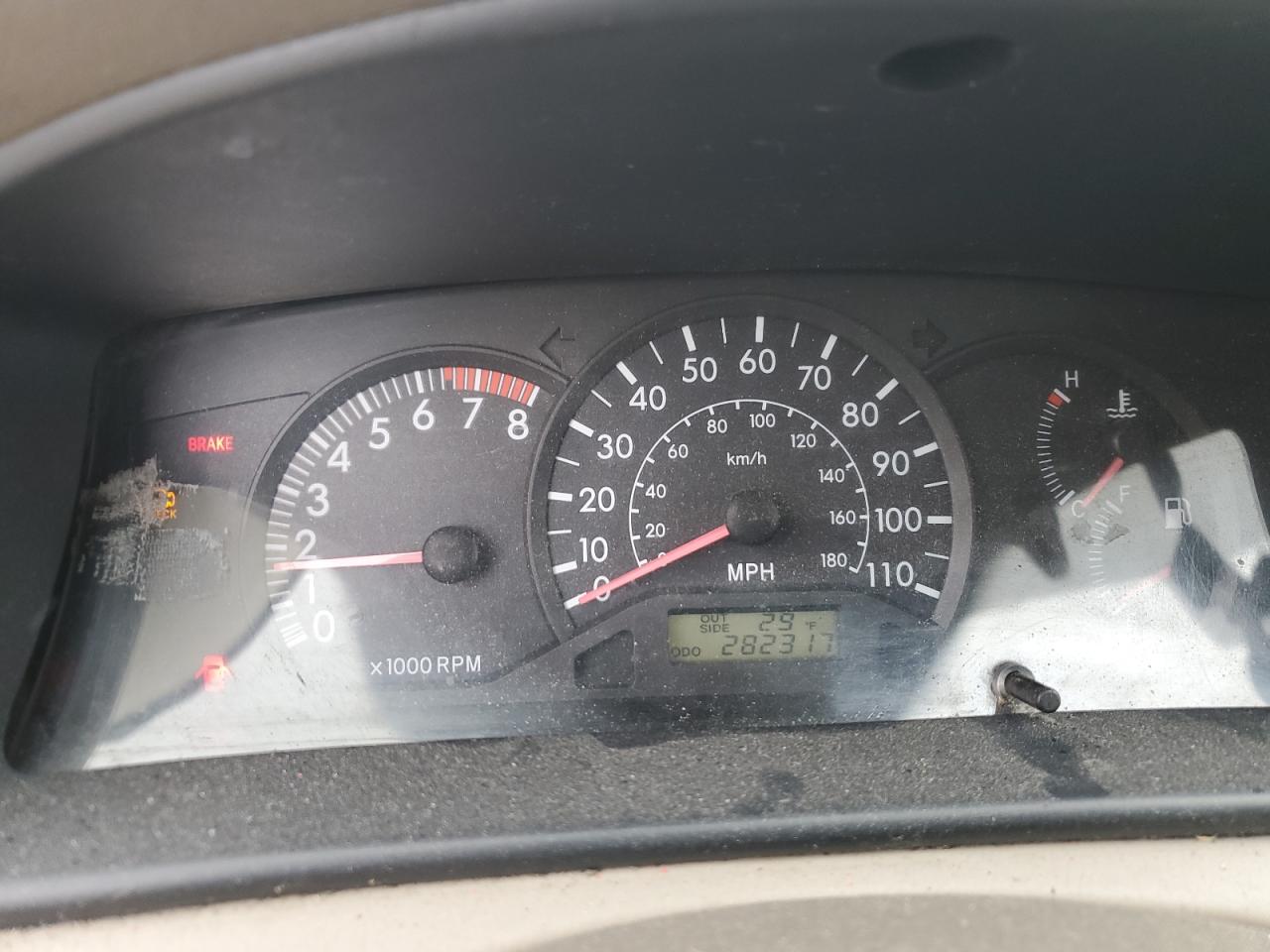2003 Toyota Corolla - Image 9