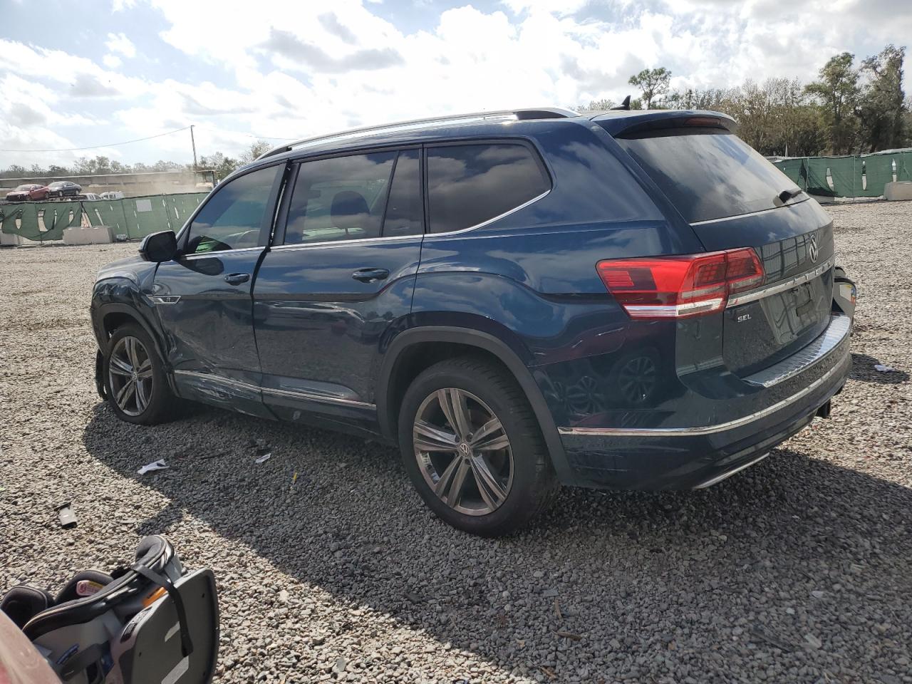 2019 Volkswagen Atlas - Image 2