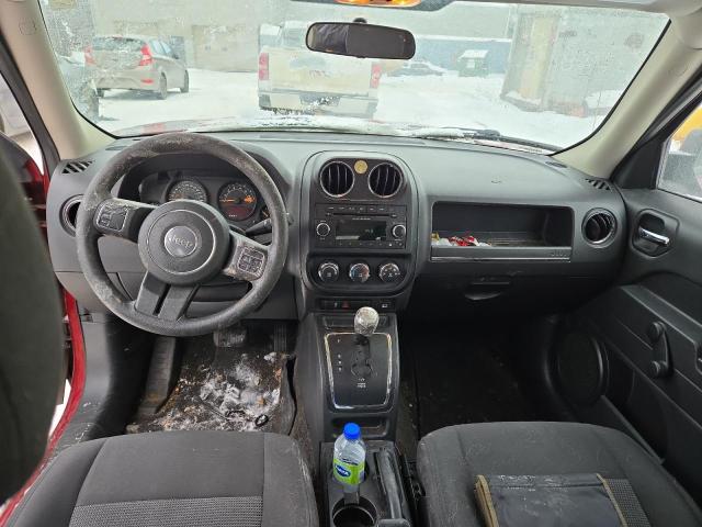Паркетники JEEP PATRIOT 2015 Червоний