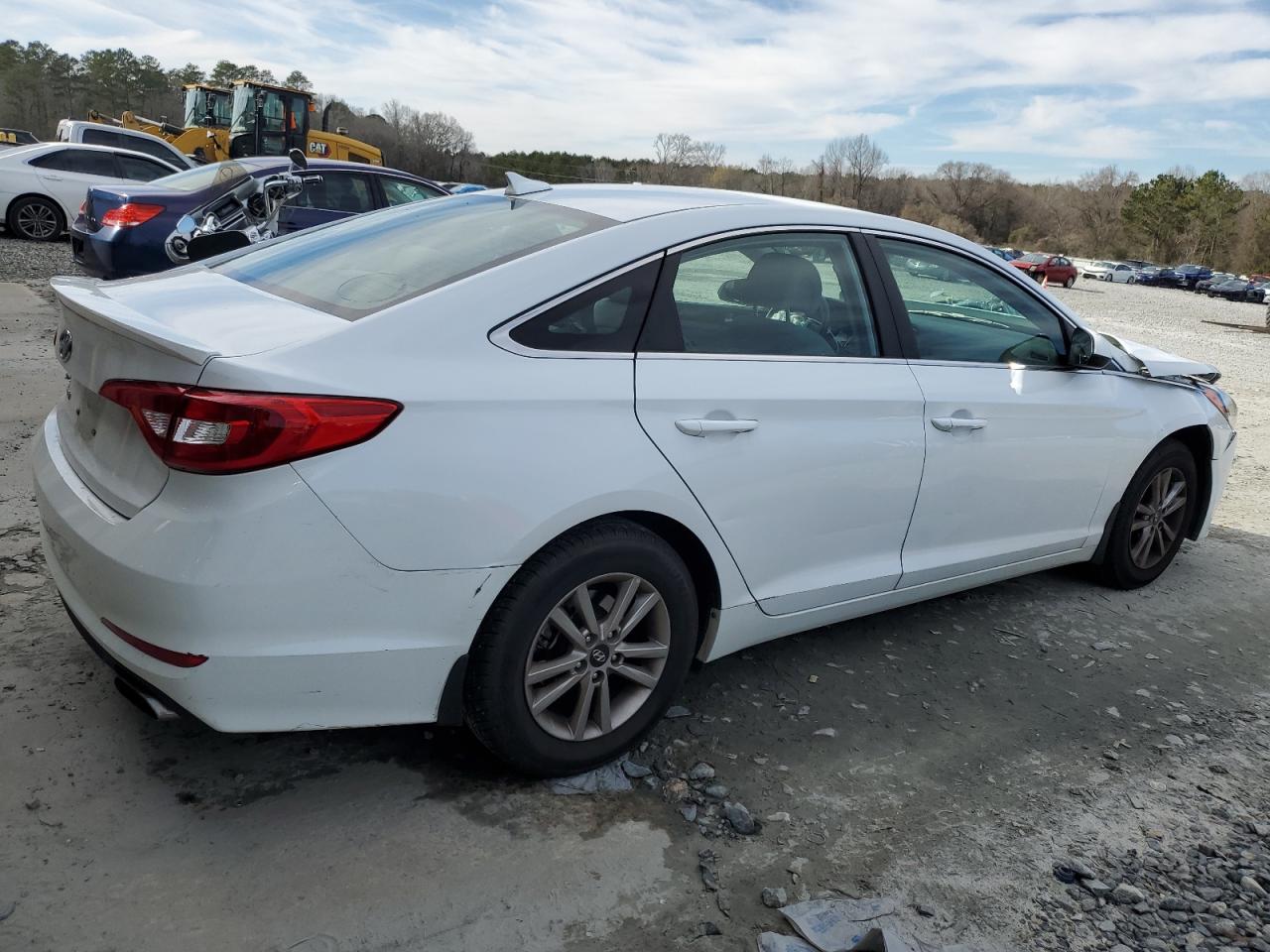 2017 Hyundai Sonata - Image 3