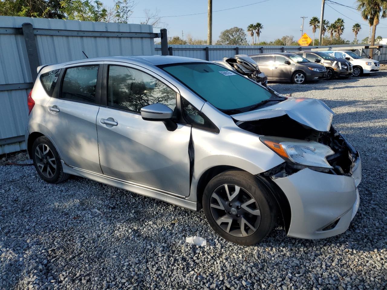 2015 Nissan Versa - Image 4
