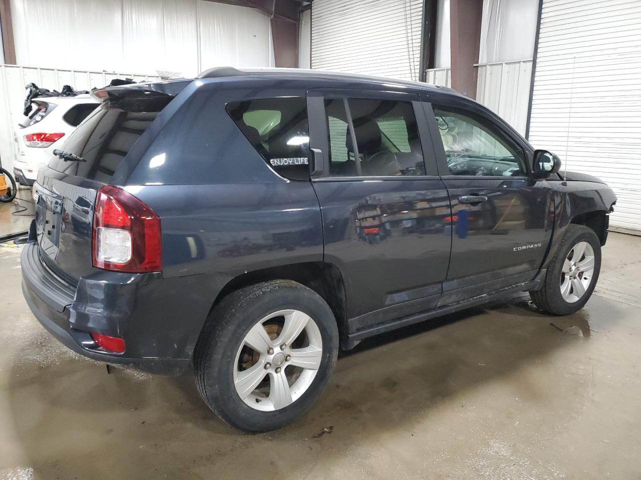 2016 Jeep Compass - Image 3