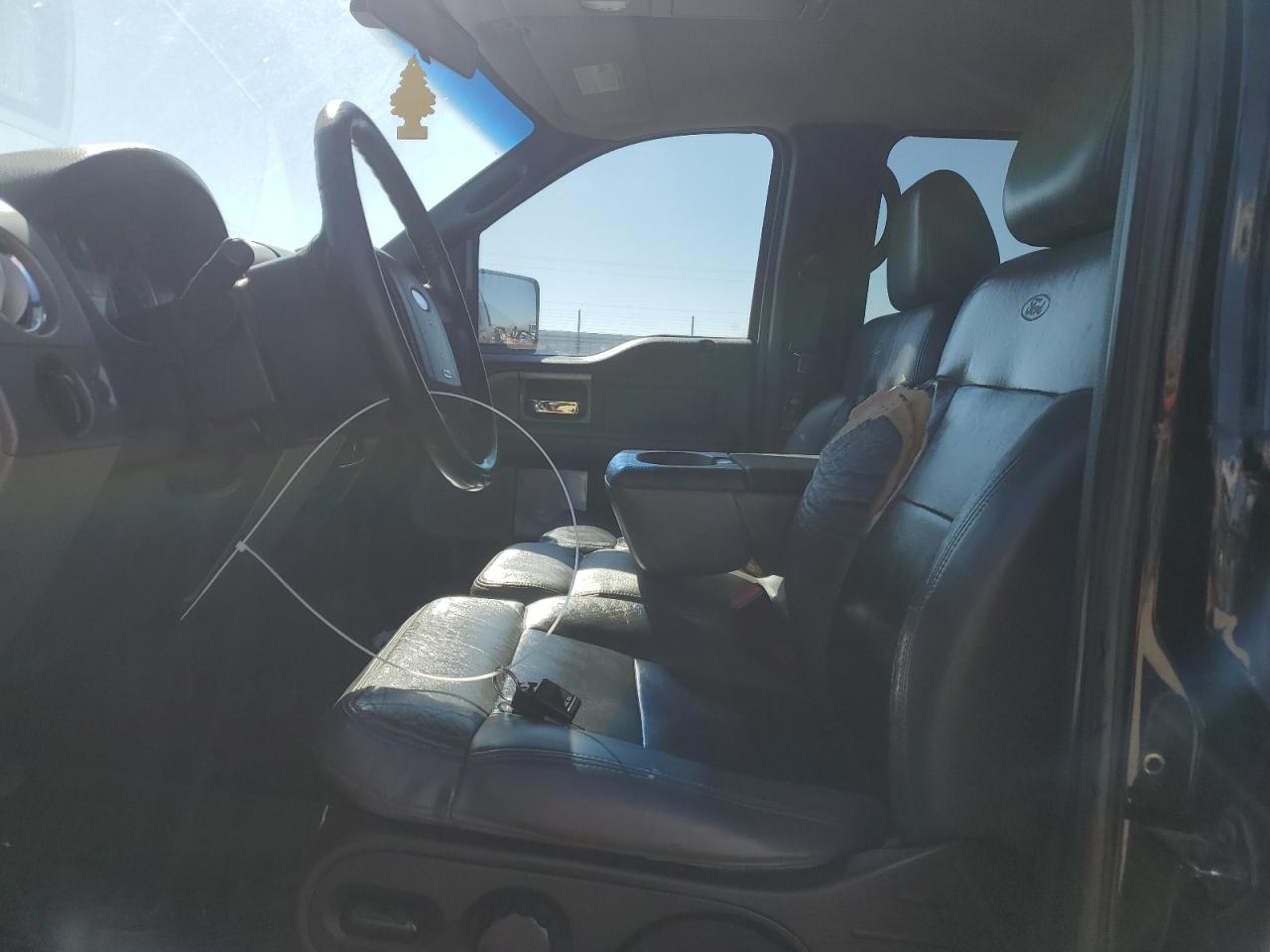 2004 Ford F-150 - Image 7