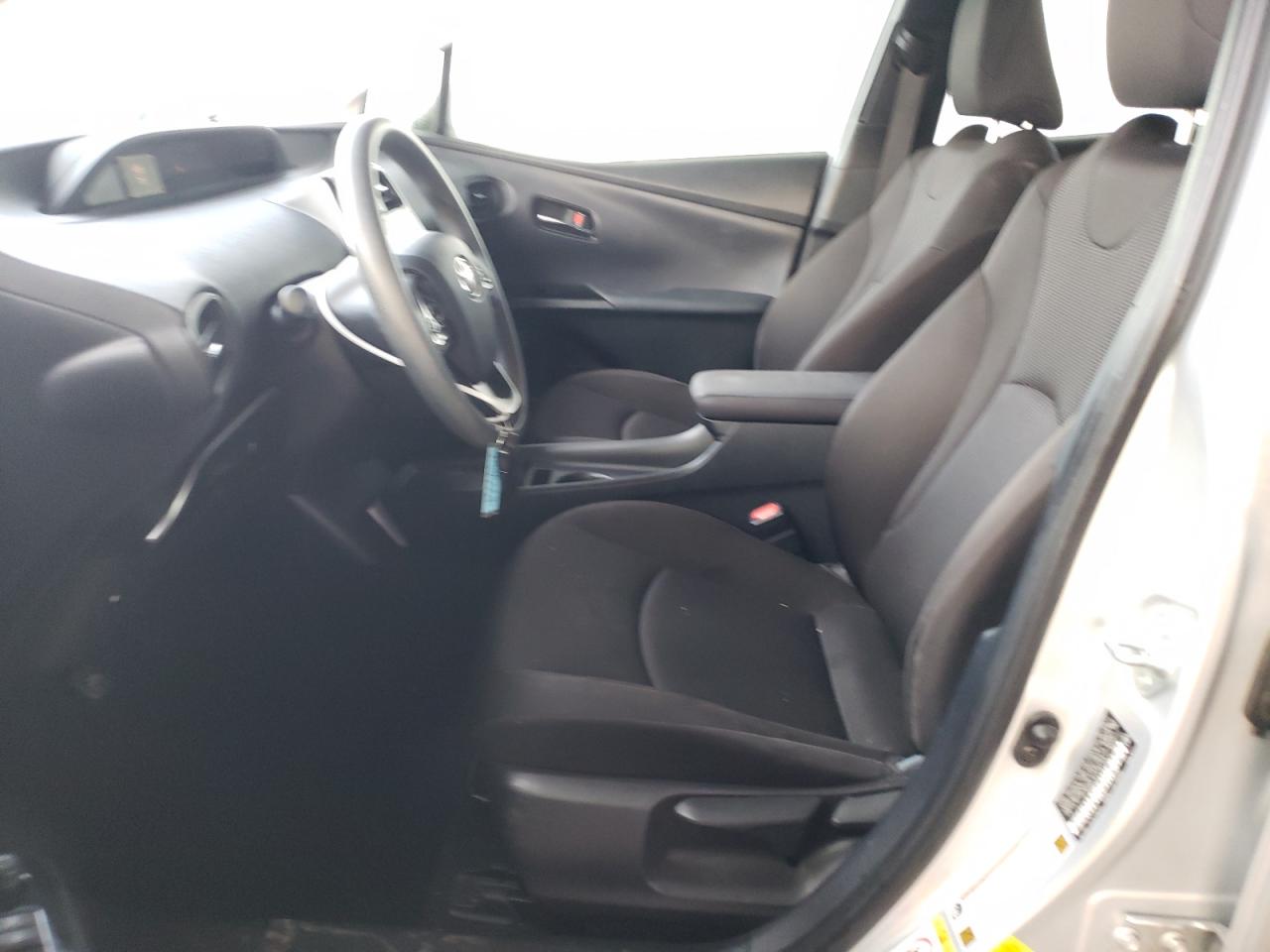 2021 Toyota Prius - Image 7