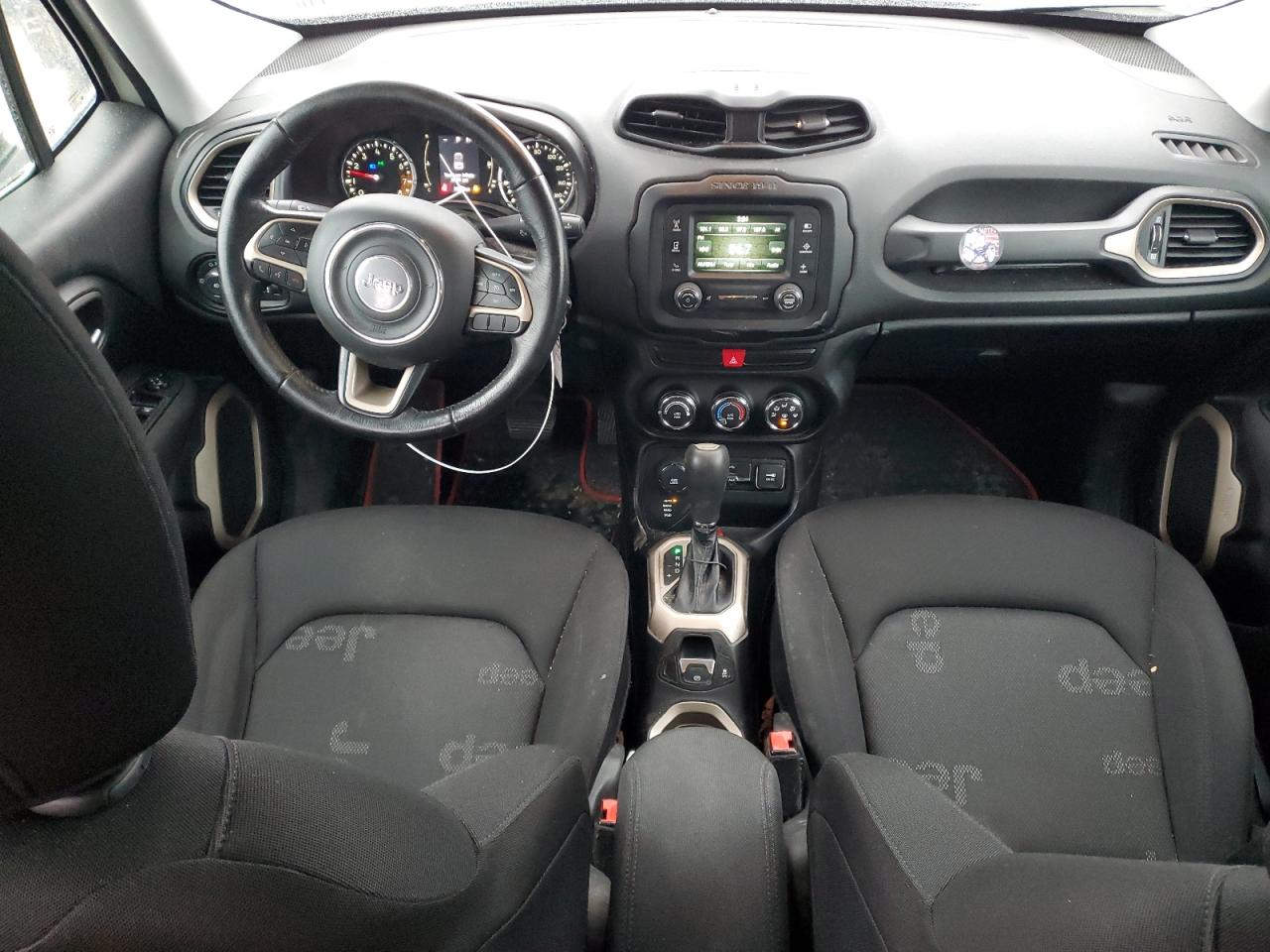 2015 Jeep Renegade - Image 8