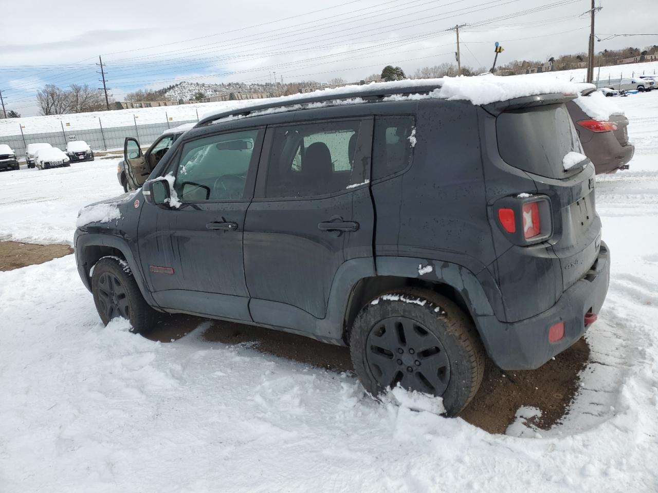 2018 Jeep Renegade - Image 2