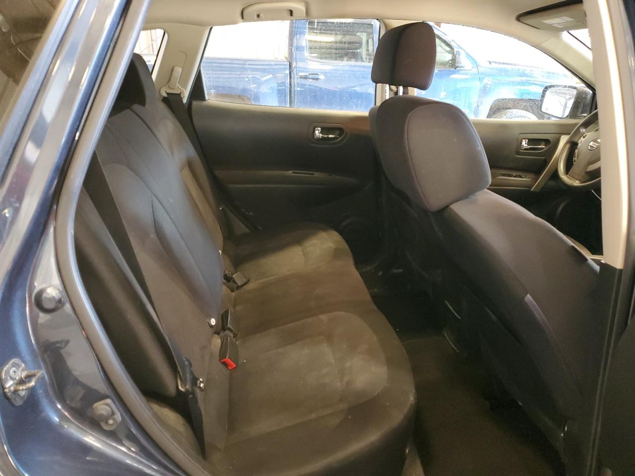 2015 Nissan Rogue - Image 10