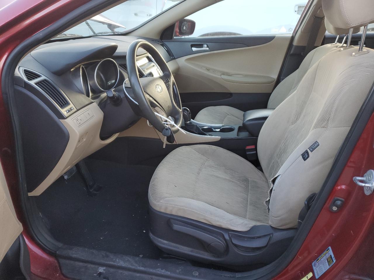 2011 Hyundai Sonata - Image 7