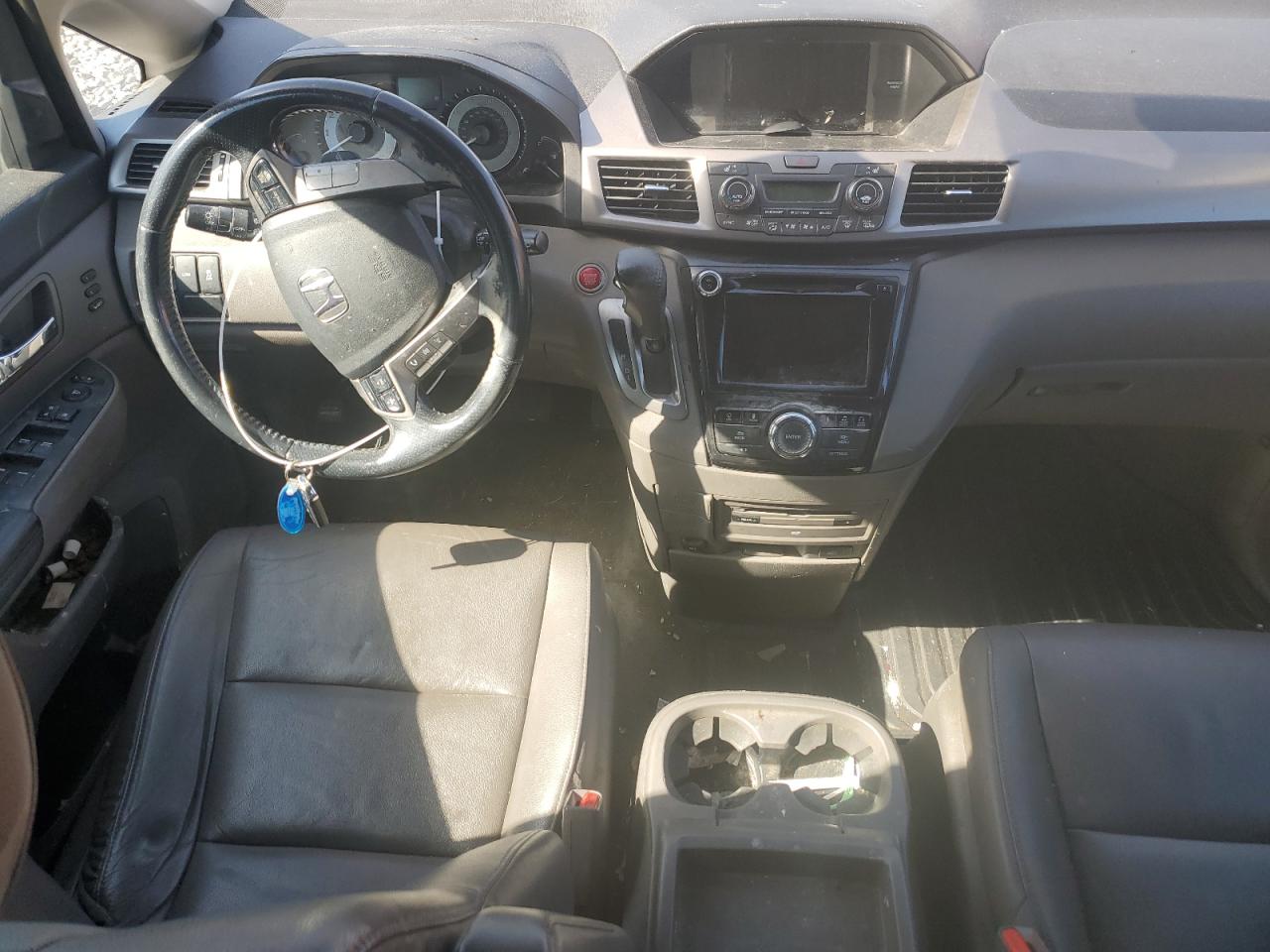 2010 Dodge Caravan - Image 8