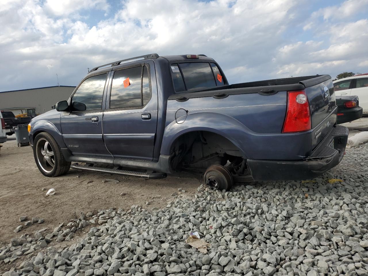 2002 Ford Explorer - Image 2